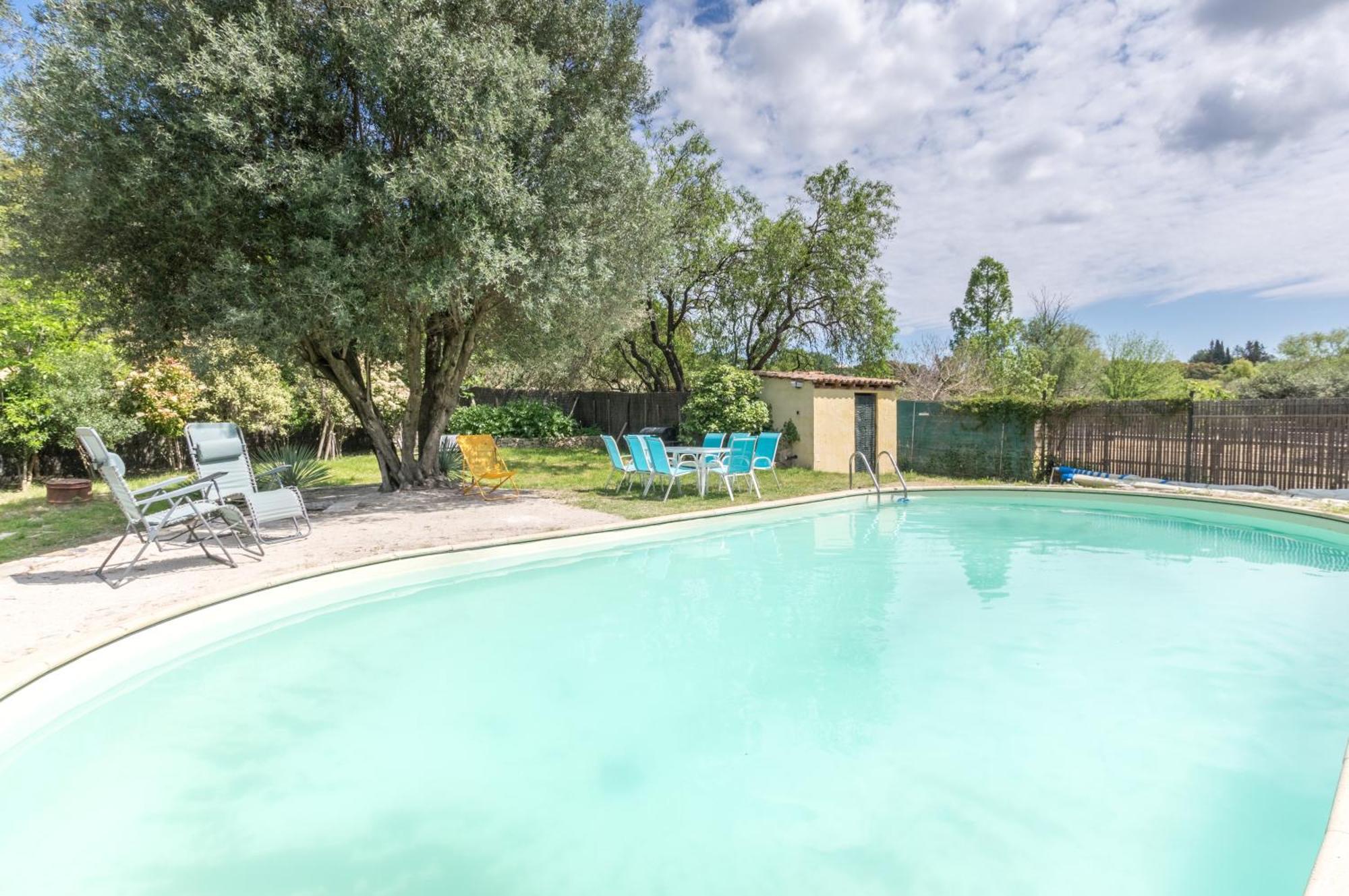 Maison Avec Piscine Location De Vacances Ferme Pedagogique Du Dolmen Le Pouget ภายนอก รูปภาพ